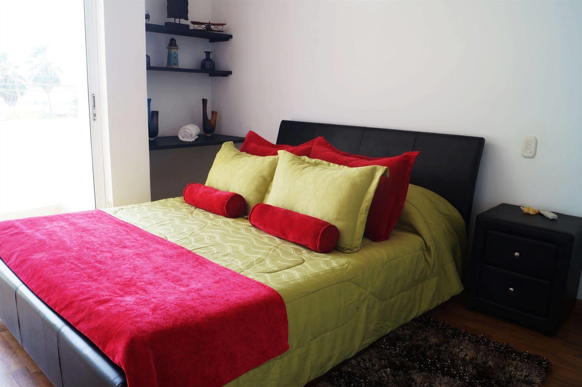 Casa Blanca Hotel Boutique Картахена Экстерьер фото