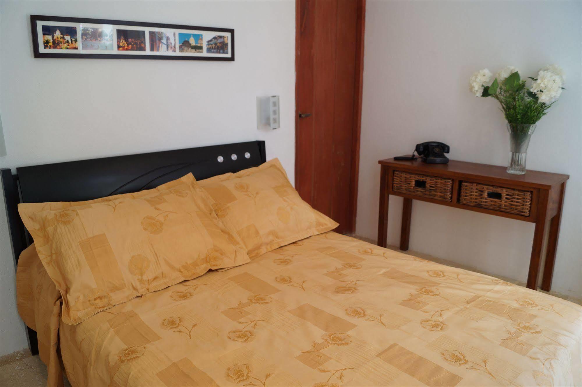 Casa Blanca Hotel Boutique Картахена Экстерьер фото