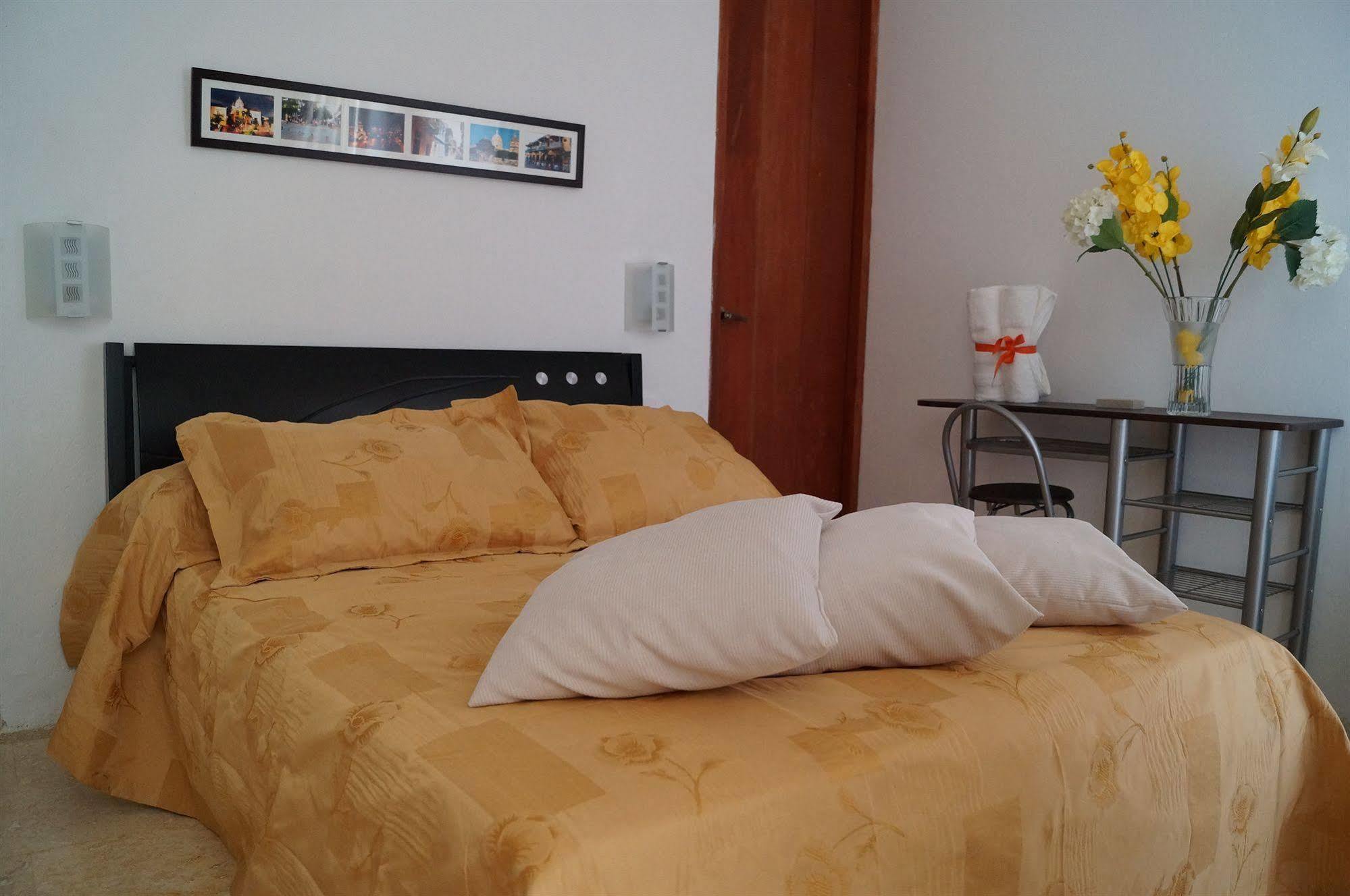 Casa Blanca Hotel Boutique Картахена Экстерьер фото